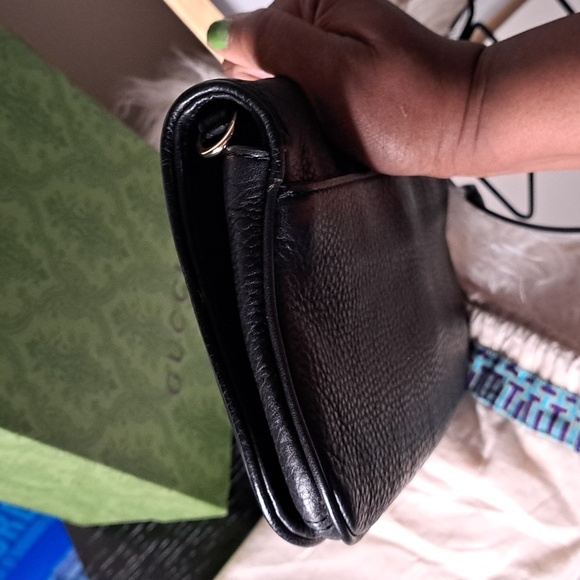Tory Burch Britten Convertible Crossbody/Clutch  Like New - Picture 13 of 15